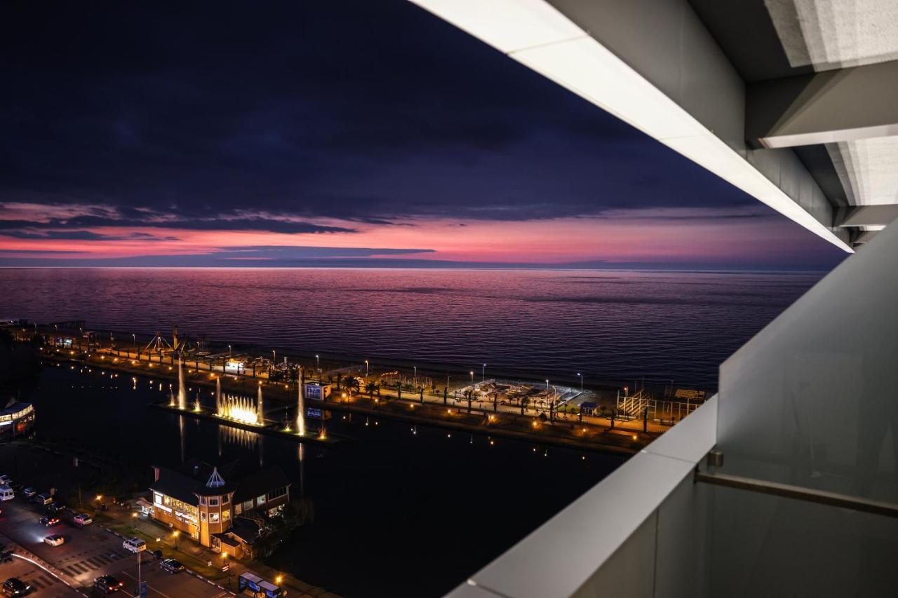 Black Sea VI Dari Apartments Batumi Zewnętrze zdjęcie